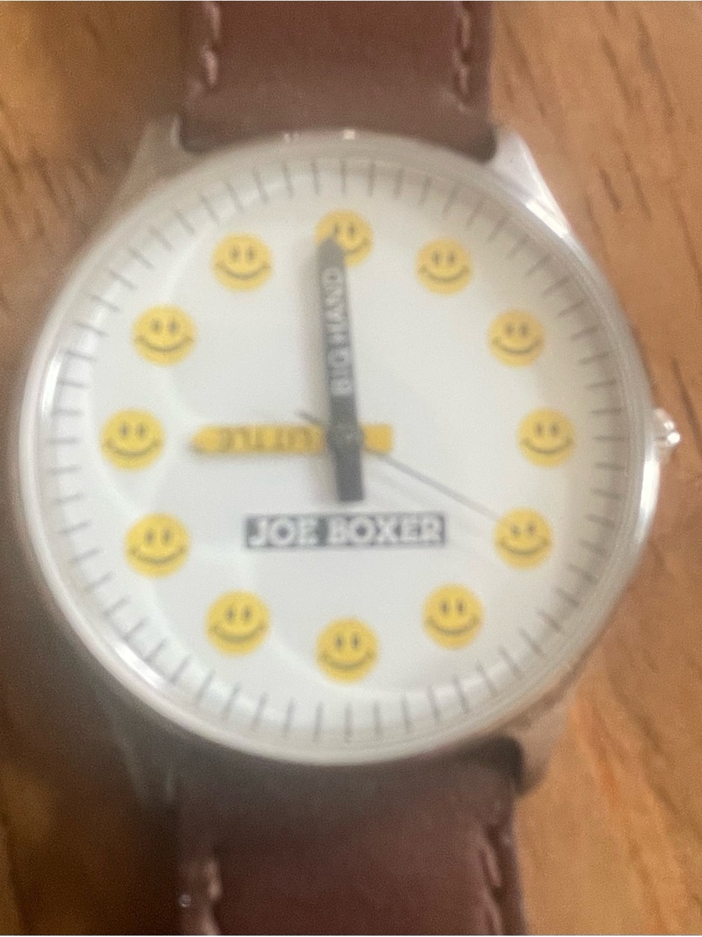 VTG 1995 Joe Boxer Brown Leather Big Hand Little Hand Smiley Face Watch Unisex